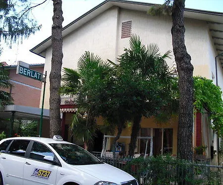 Hotel Berlati Pinarella